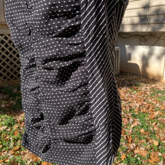 ANTHROPOLOGIE Pin-up Calendar Girl Black with White Polka Dots Top Womens Medium - Picture 5 of 11